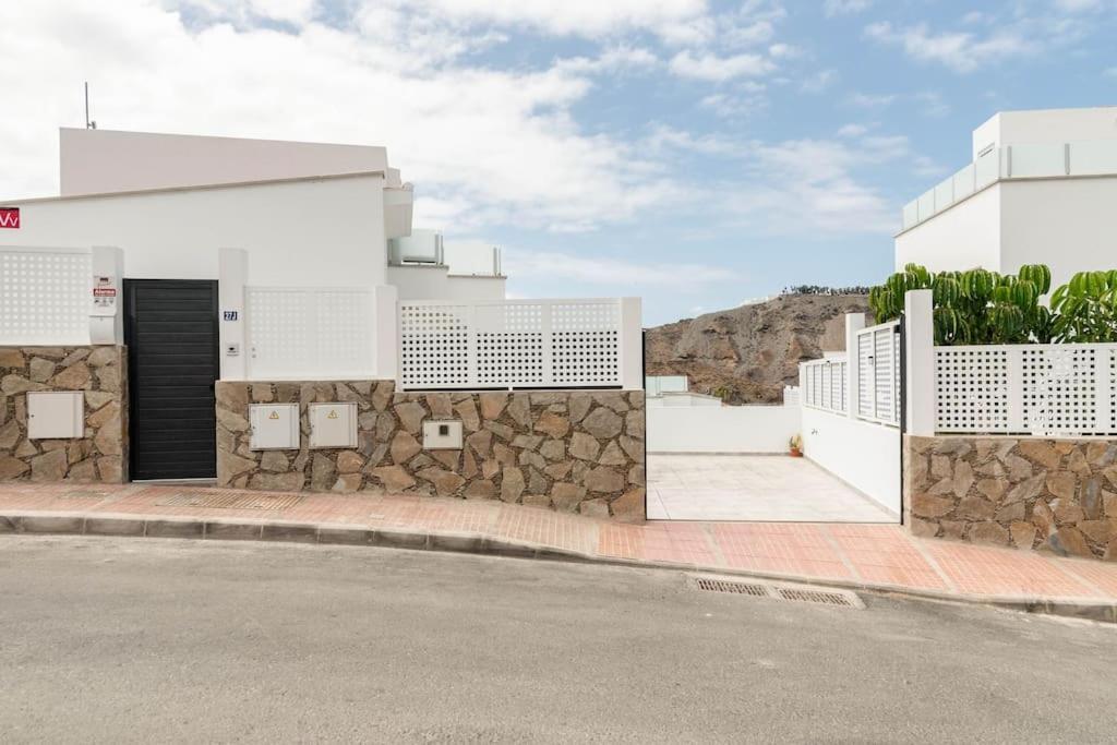 Big Villa Tauro With Private Heated Saltwater Pool & Jacuzzi & Bbq & Game Room & Arcade Games Mogán Exterior foto