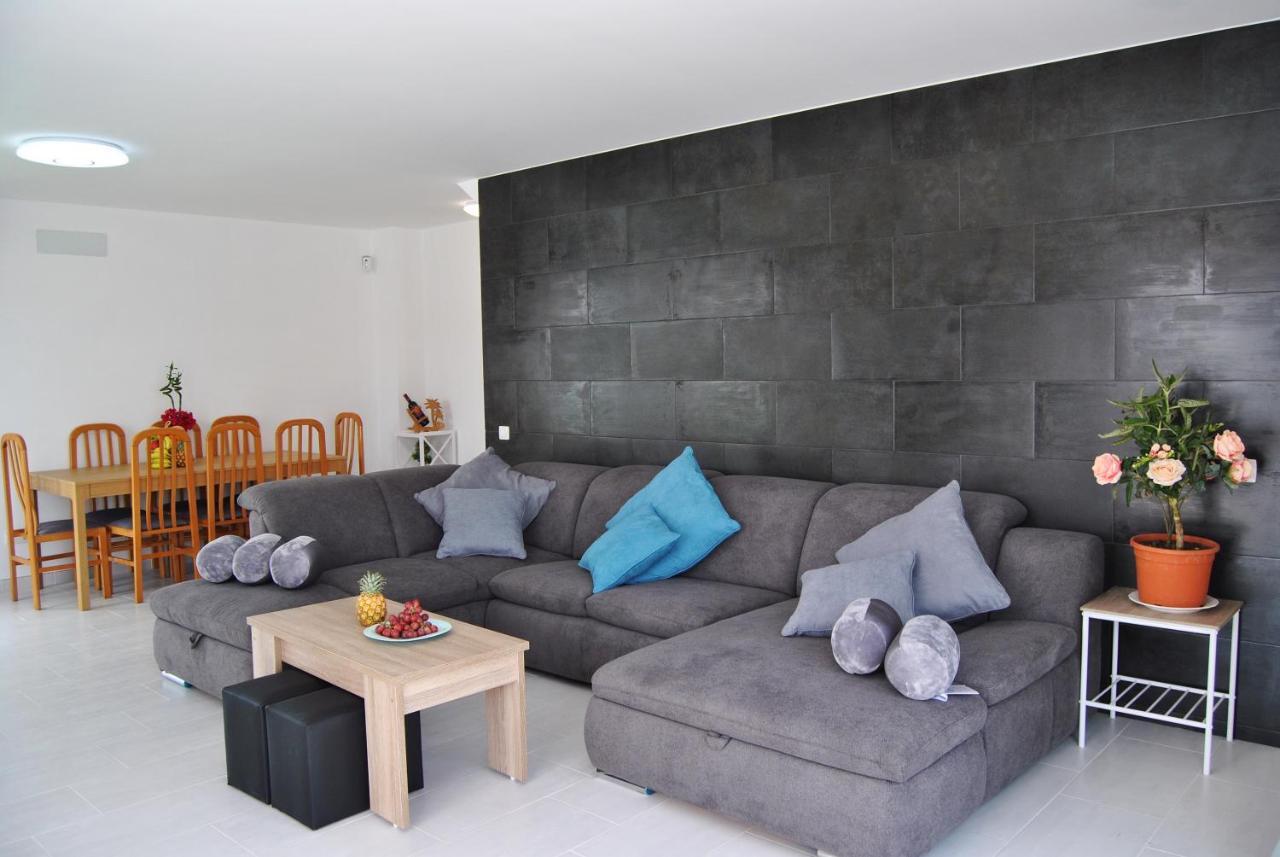 Big Villa Tauro With Private Heated Saltwater Pool & Jacuzzi & Bbq & Game Room & Arcade Games Mogán Exterior foto